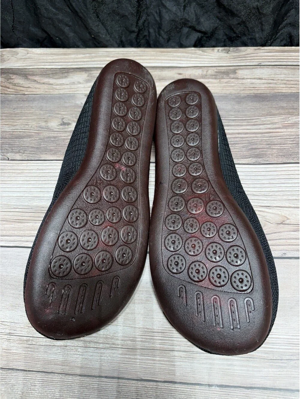 NEW Knit Round Toe Black Flat Slip On Shoes Womens Sz 41/10